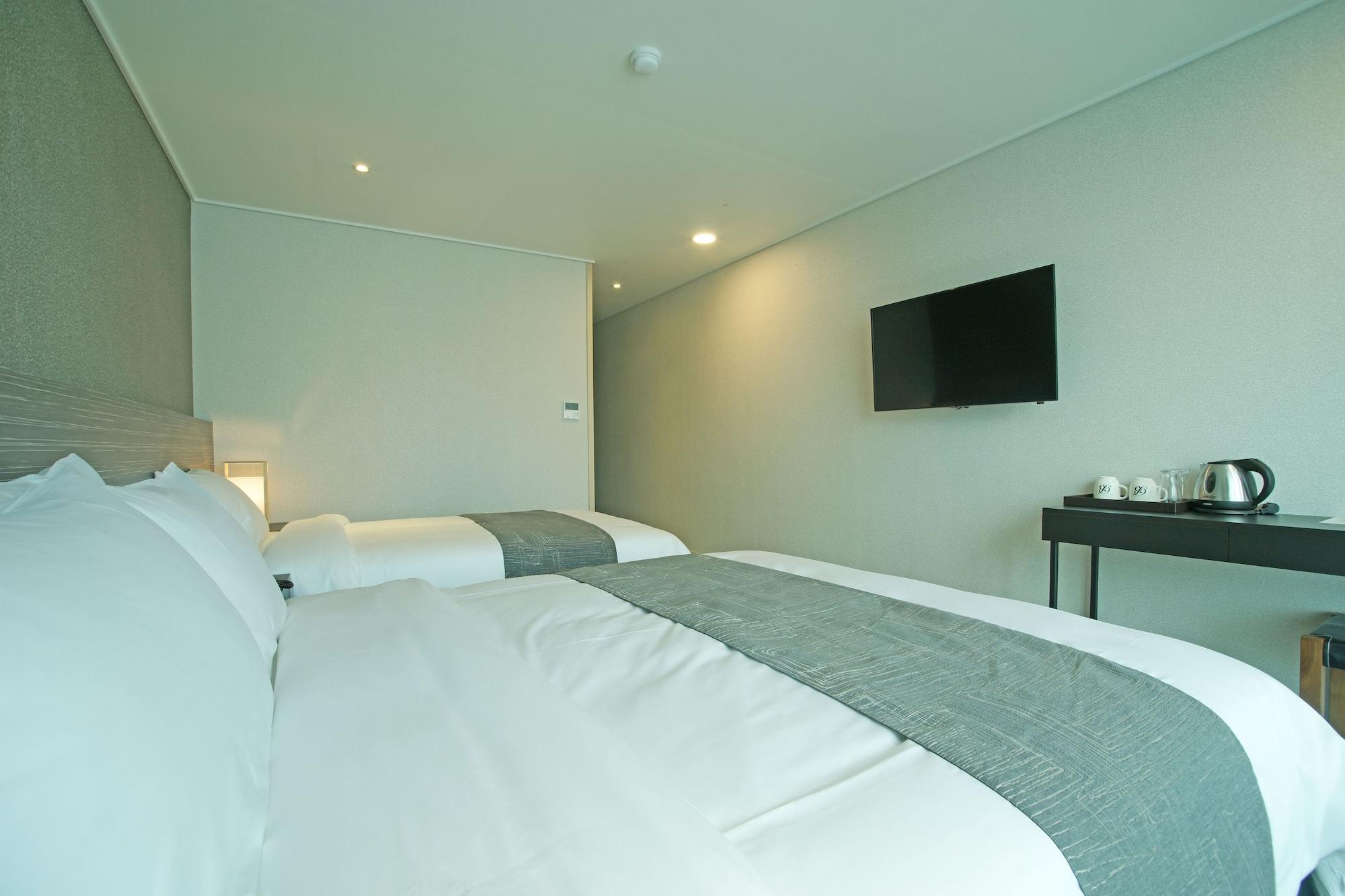 ג'גו I-Jin Hotel מראה חיצוני תמונה