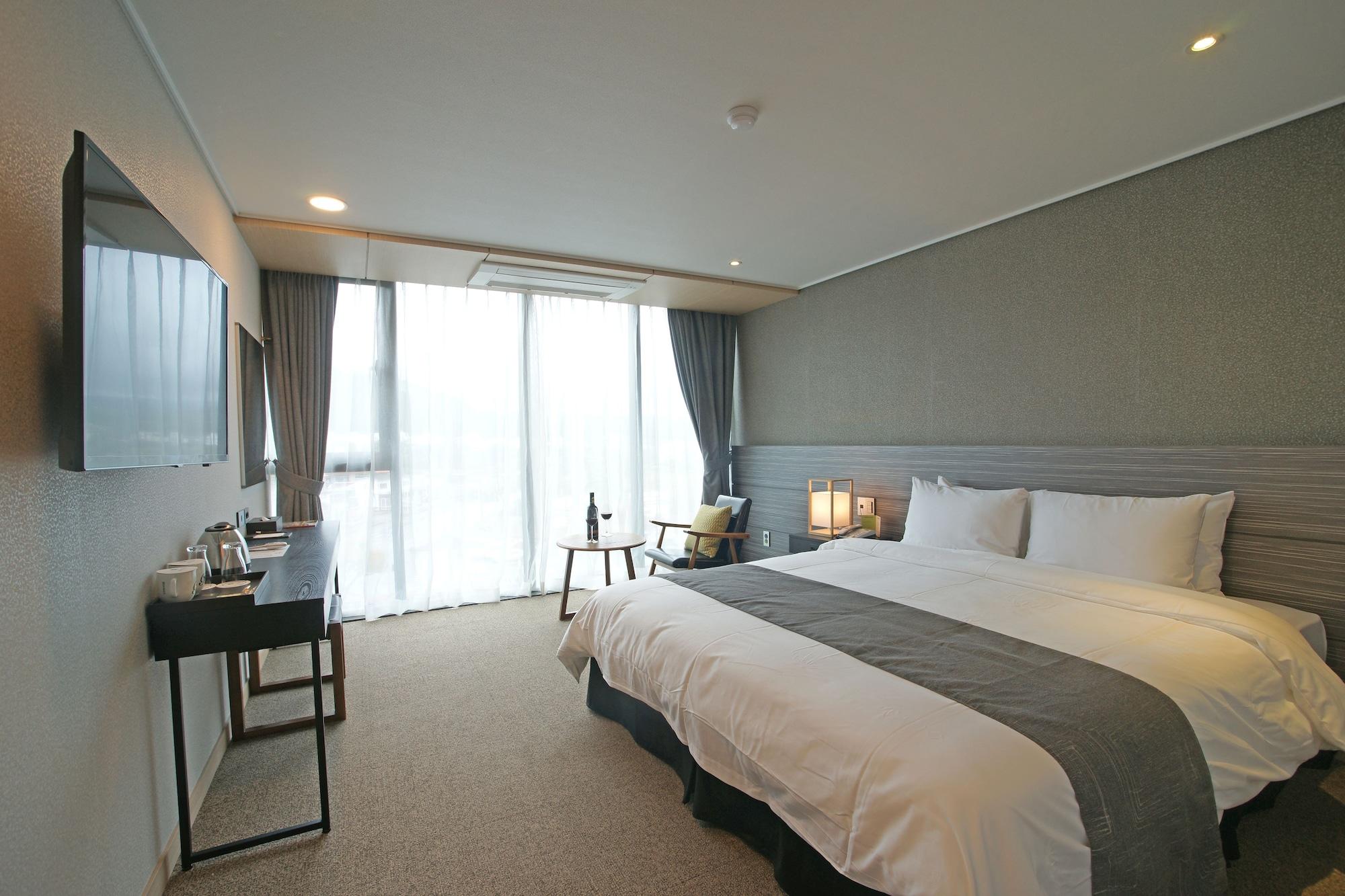 ג'גו I-Jin Hotel מראה חיצוני תמונה