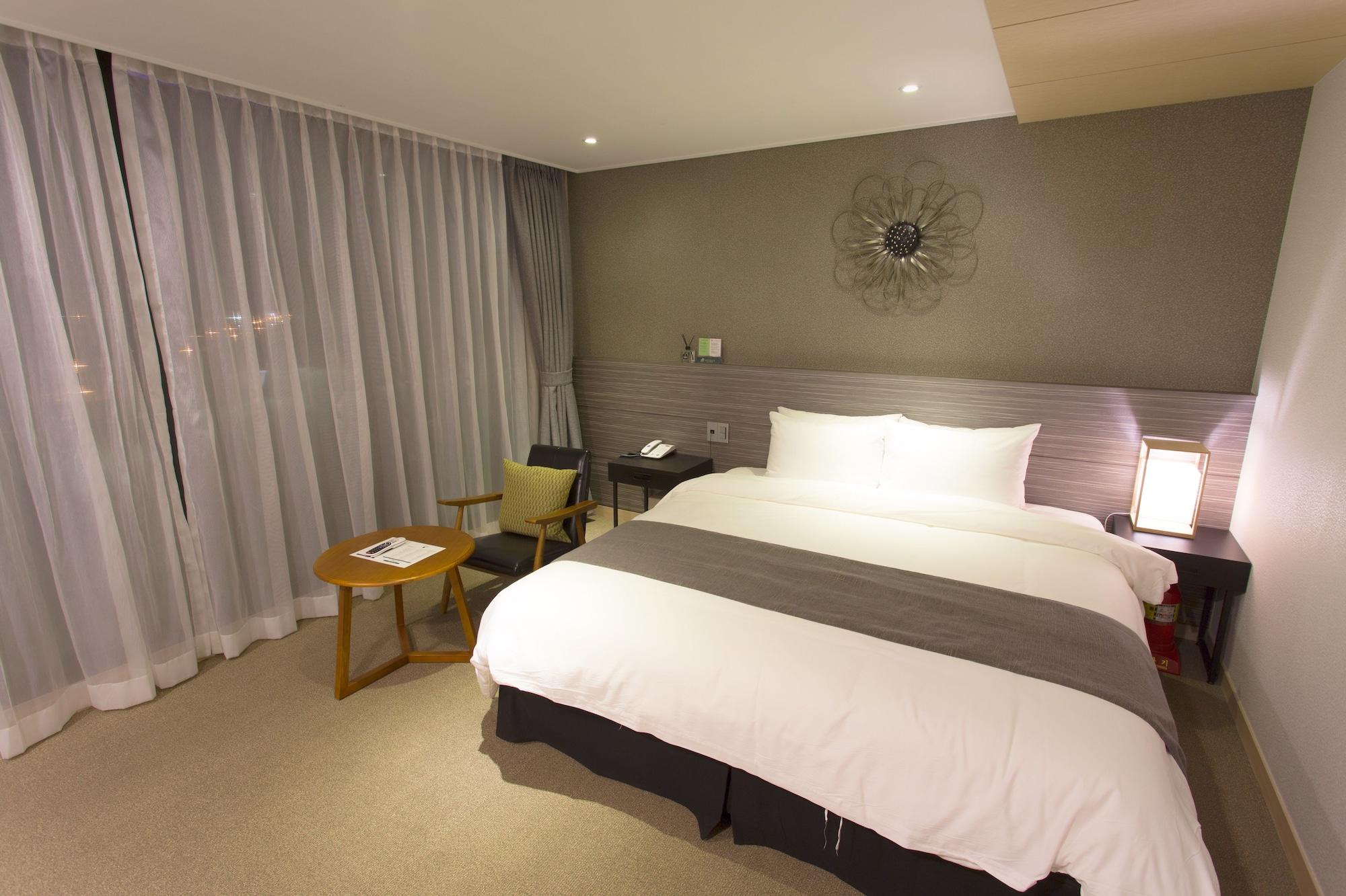 ג'גו I-Jin Hotel מראה חיצוני תמונה