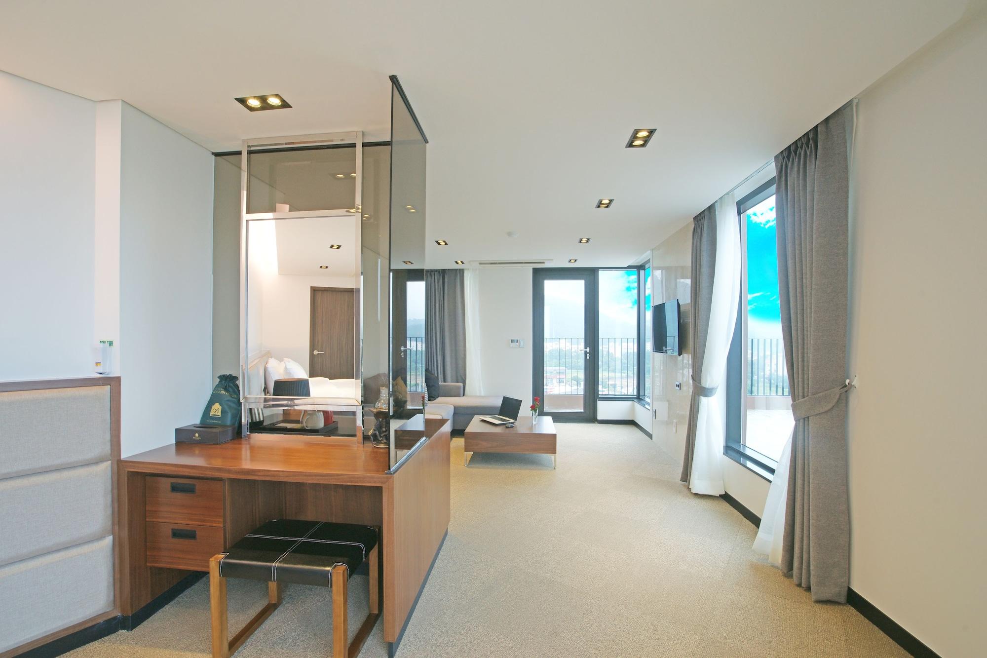 ג'גו I-Jin Hotel מראה חיצוני תמונה